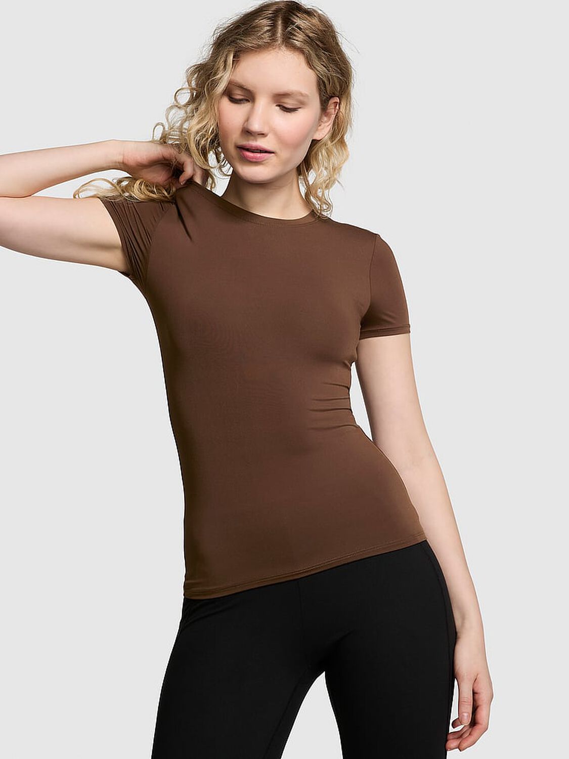 vs Pink Base Stretch Short-Sleeve Tee Ganache 1 of 4 