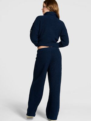 Cozy Boucl&eacute; Sweater Pants