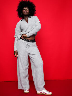 Cozy Boucl&eacute; Sweater Pants