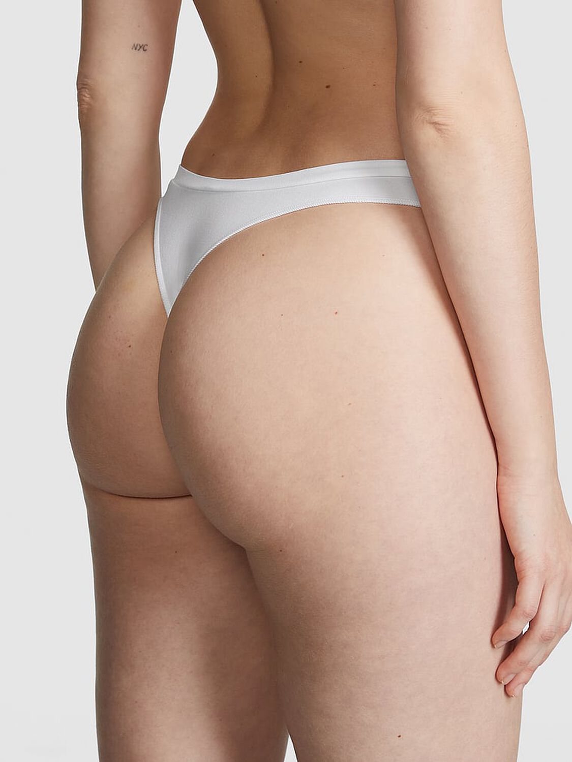 vs Pink Seamless High-Leg Thong Panty Optic White 2 of 3 