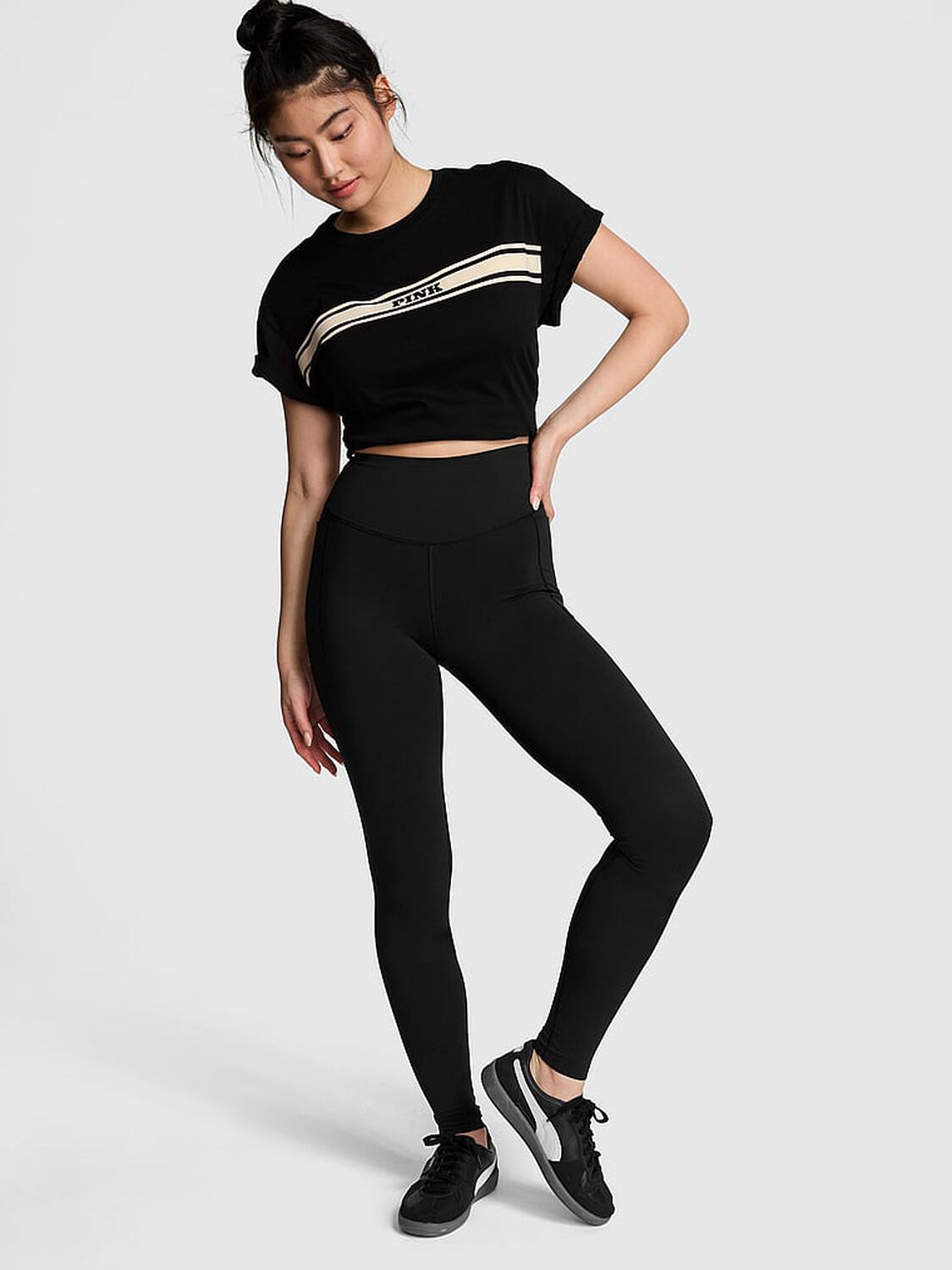 vs Pink Relay Leggings Pure Black 1 of 3 