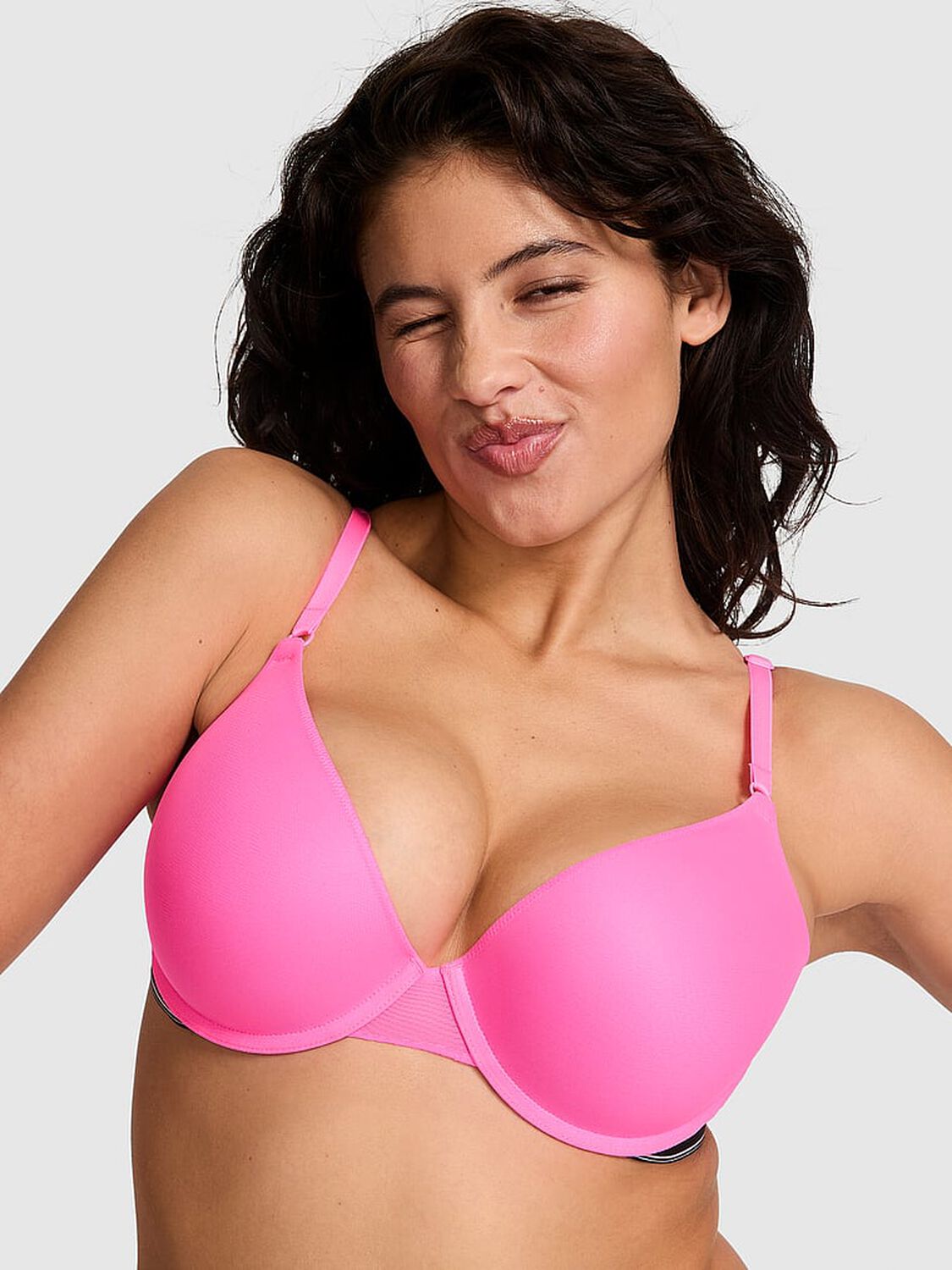 vs Pink Wear Everywhere Wear Everywhere Push-Up Bra Radiant Rose 1 of 3 