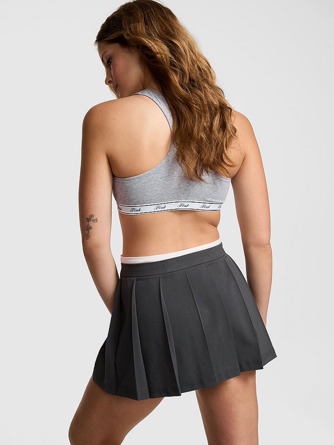 vs Pink On-the-Go Low-Rise Pleated Skirt Coal 2 of 2 