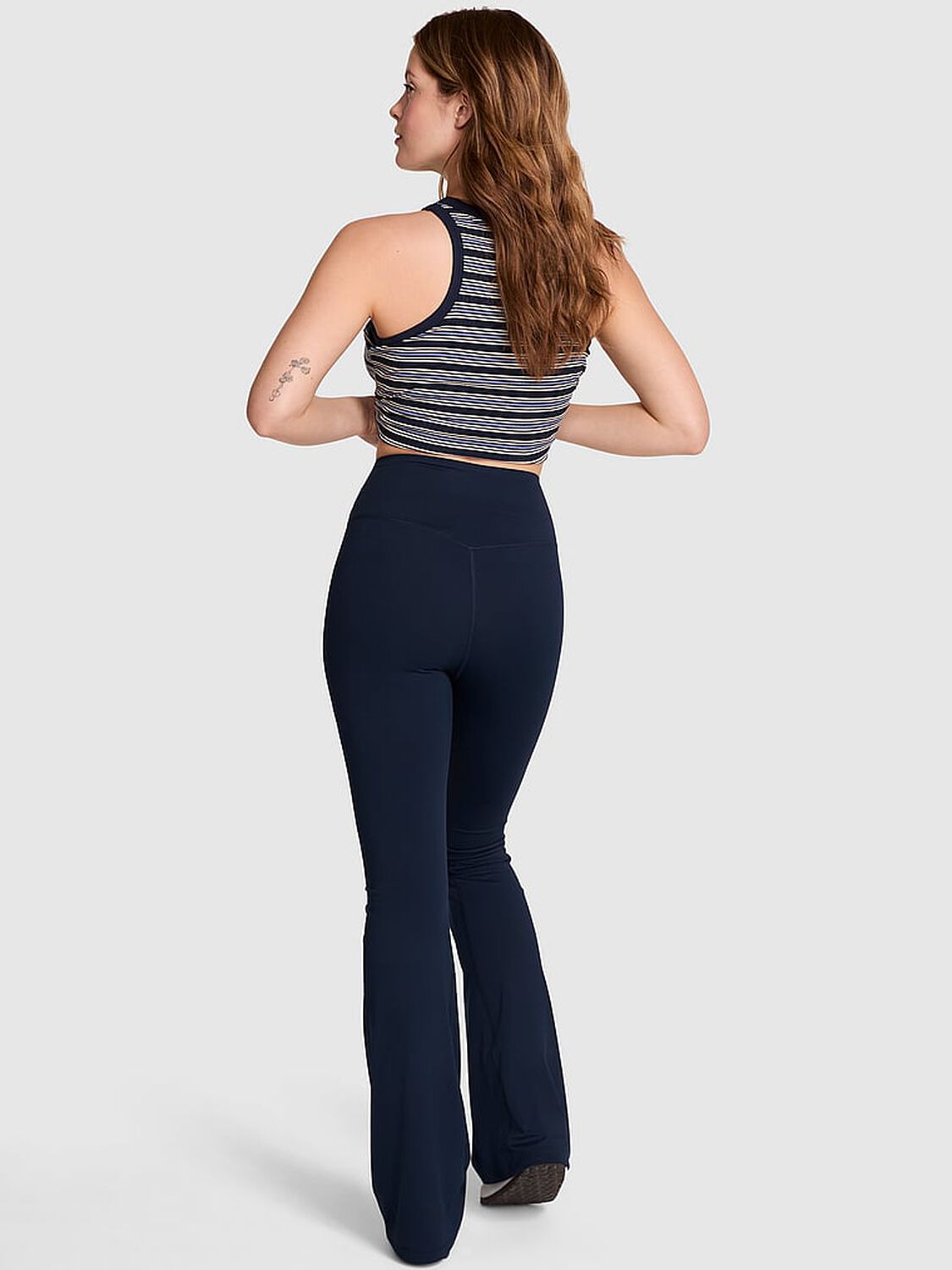 vs Pink Relay Flare Leggings Noir Navy 2 of 2 