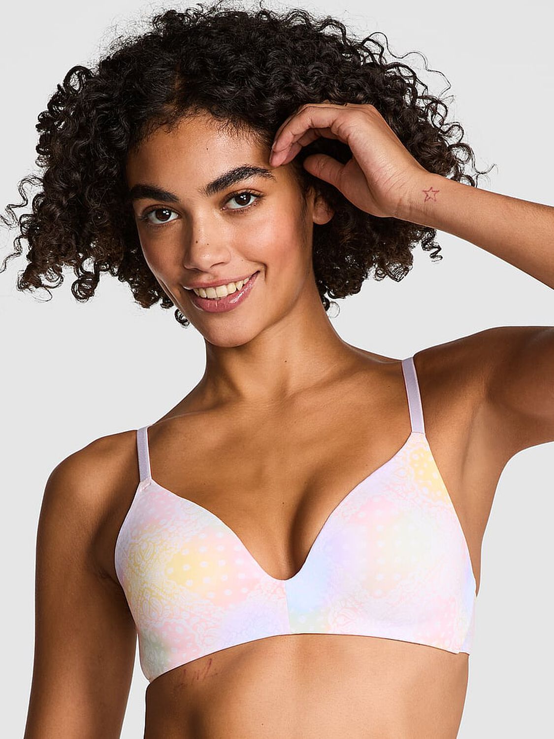 vs Pink Wear Everywhere Wear Everywhere Push-Up Wireless Bra 1 of 2 