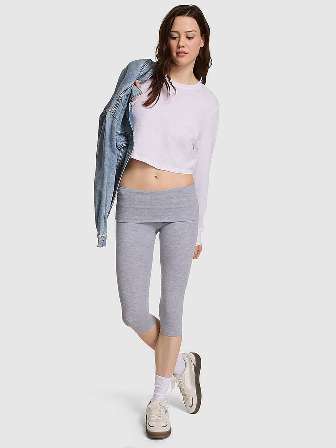 vs Pink All-Day Cotton Foldover Capri Leggings Medium Heather Grey 1 of 2 