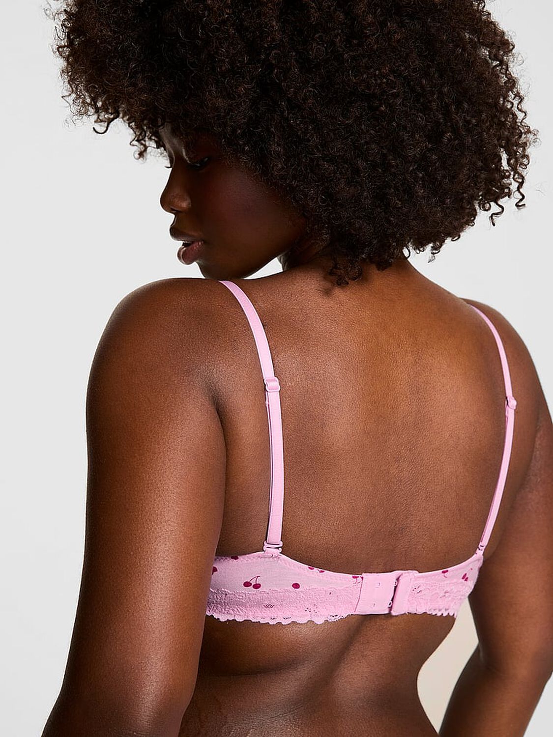 vs Pink Wear Everywhere Wear Everywhere Push-Up Bra Hushed Lilac Cherry Print 2 of 4 