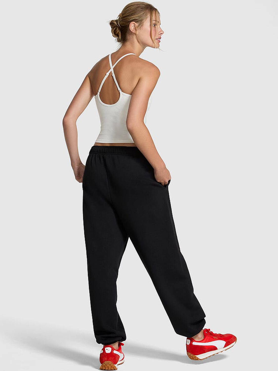 vs Pink Ivy Fleece Campus Sweatpants Pure Black Santa'S Fave 2 of 2 