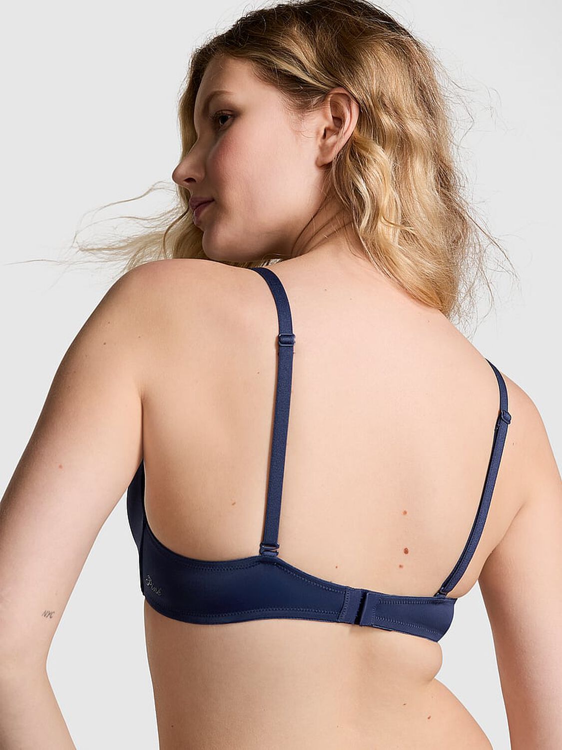 vs Pink Wear Everywhere Wear Everywhere Lightly Lined Wireless Bra Midnight Navy 2 of 3 