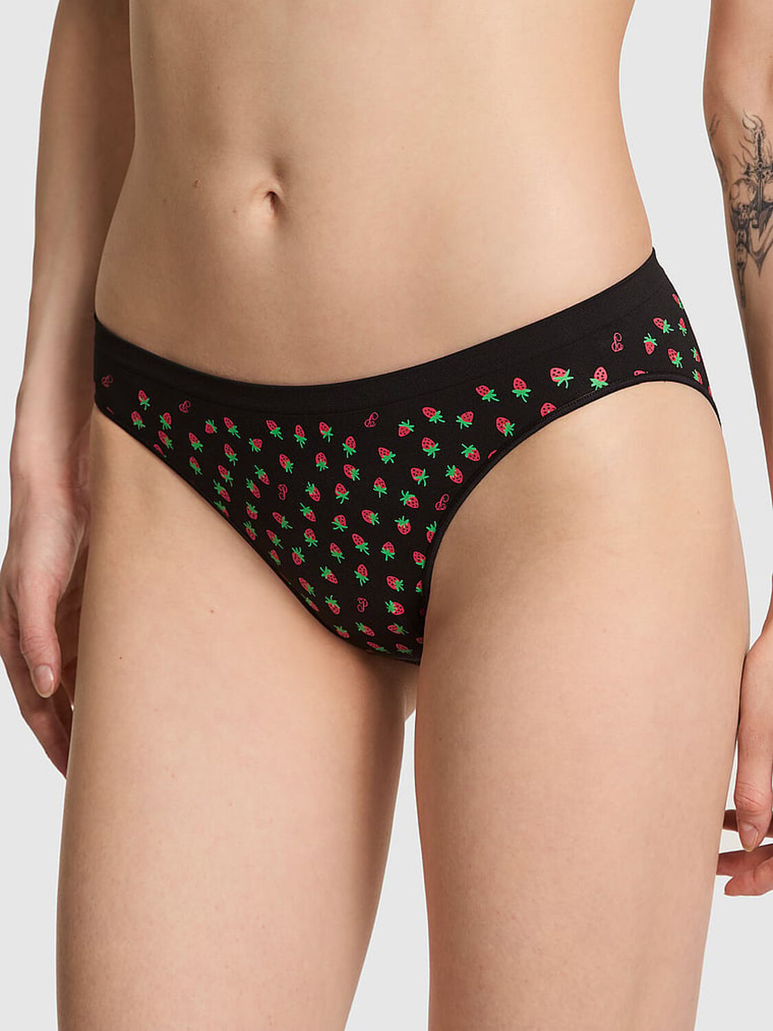 vs Pink Seamless Bikini Panty Black Strawberry Print 1 of 3 