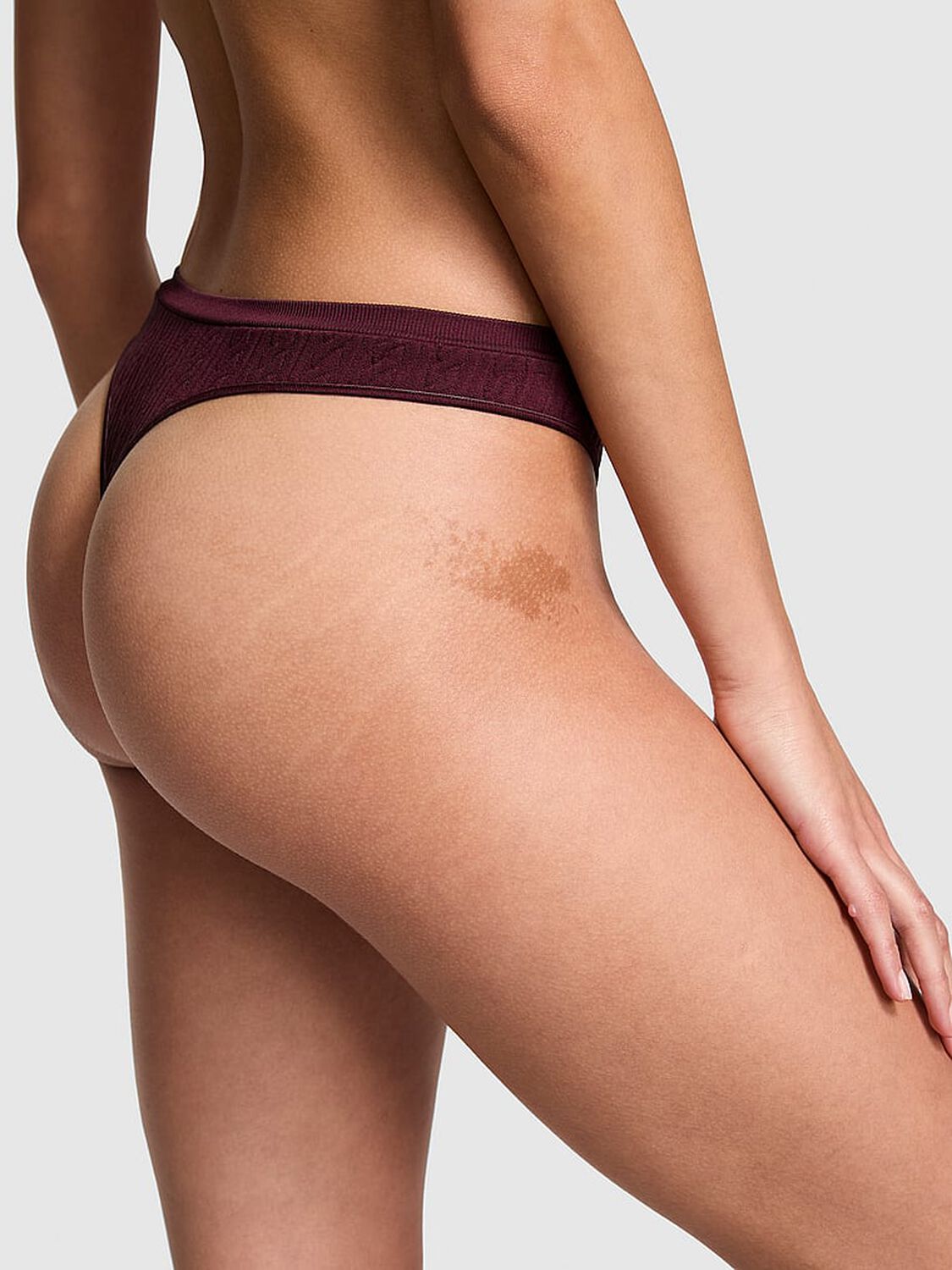 vs Pink Seamless High-Leg Thong Panty Wild Rose W/ Laurel P Graphic 2 of 3 