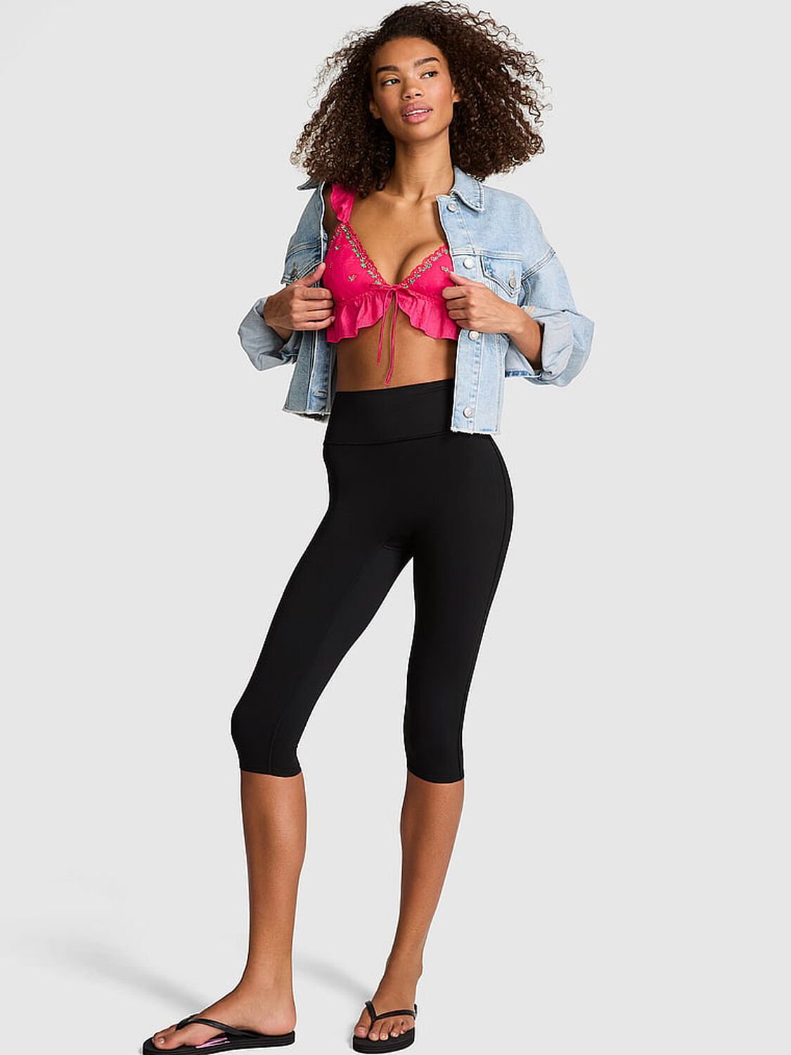 vs Pink PINK Relay&trade; Capri Leggings Pure Black 1 of 3 