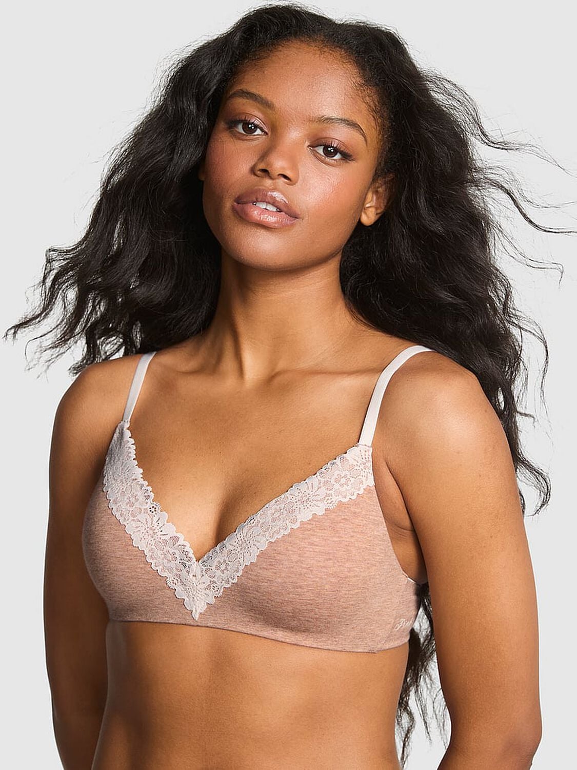 vs Pink Wear Everywhere Wear Everywhere Lightly Lined Wireless Bra Praline 1 of 3 