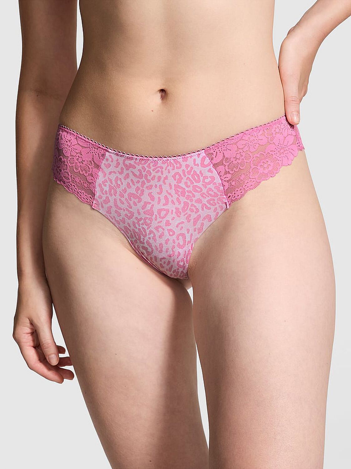 vs Pink No-Show Thong Panty Moonstone Pink Leopard Print 1 of 3 