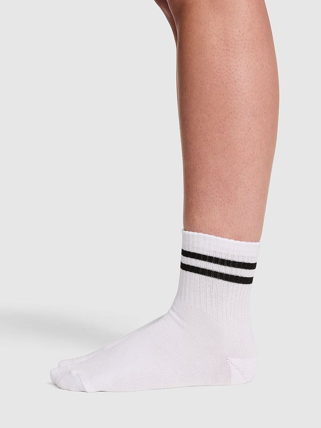 vs Pink Quarter Sock 2 Pack Optic White & Pure Black 1 of 2 