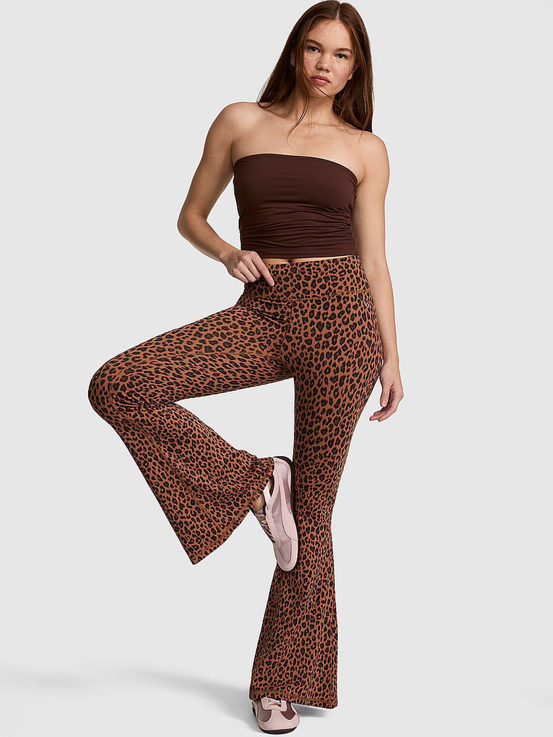 vs Pink PINK Relay&trade; Twist-Band Super Flare Leggings Leopard 1 of 2 