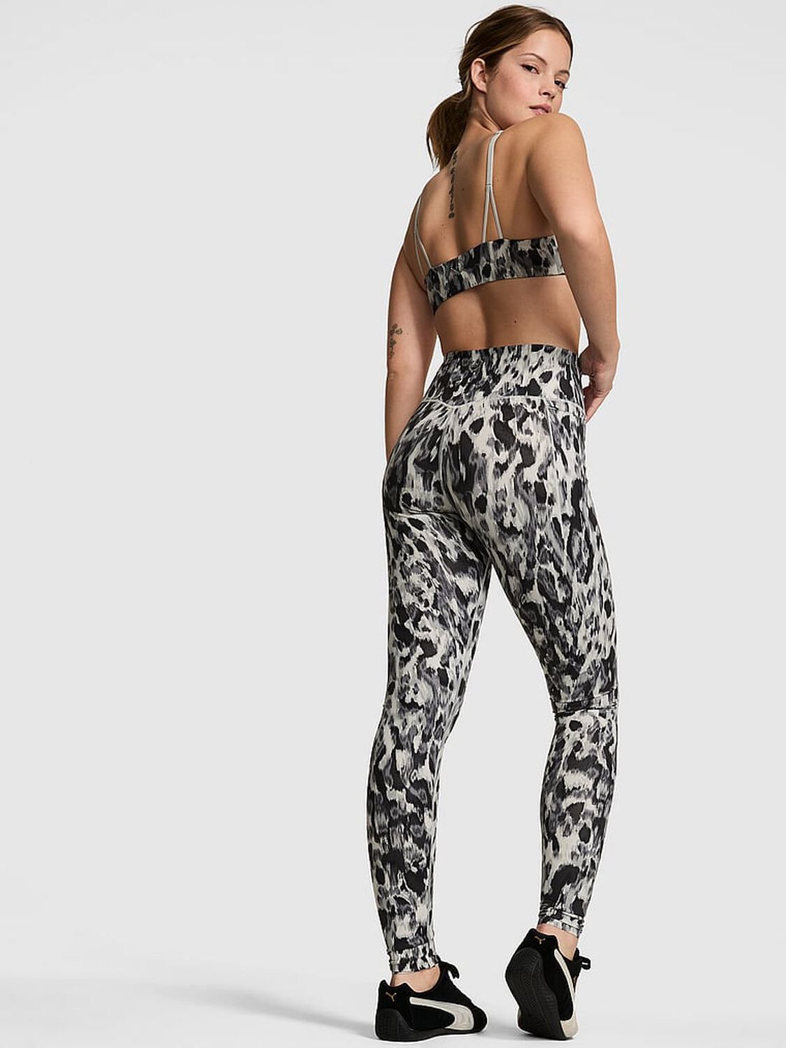 vs Pink Relay Leggings Snow Leopard Foil 2 of 3 
