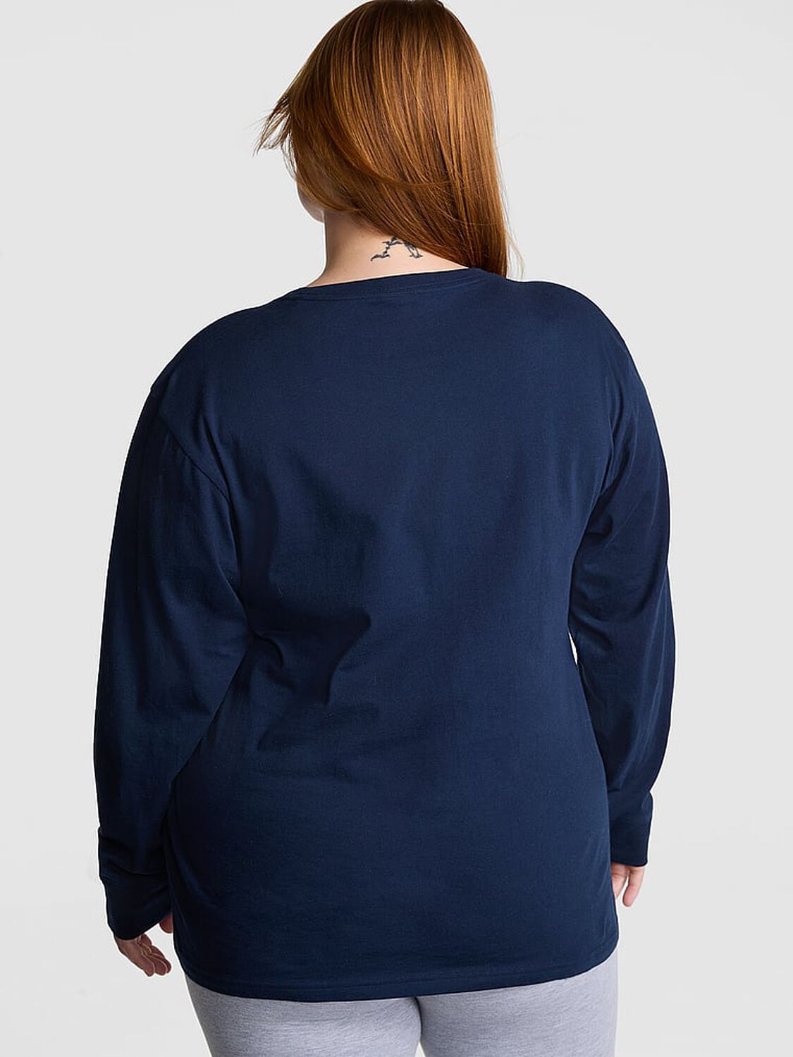 vs Pink Campus Cotton Long-Sleeve Tee Noir Navy Shine 2 of 3 