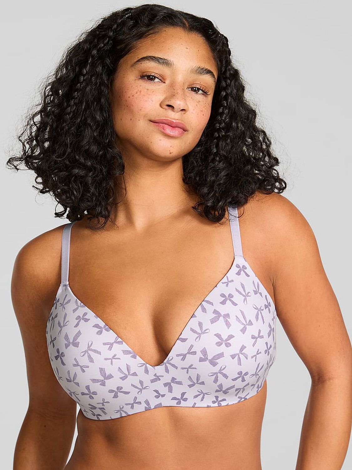 vs Pink Wear Everywhere Wear Everywhere Push-Up Wireless Bra Purple Whisper Lace Bow Print 1 of 2 