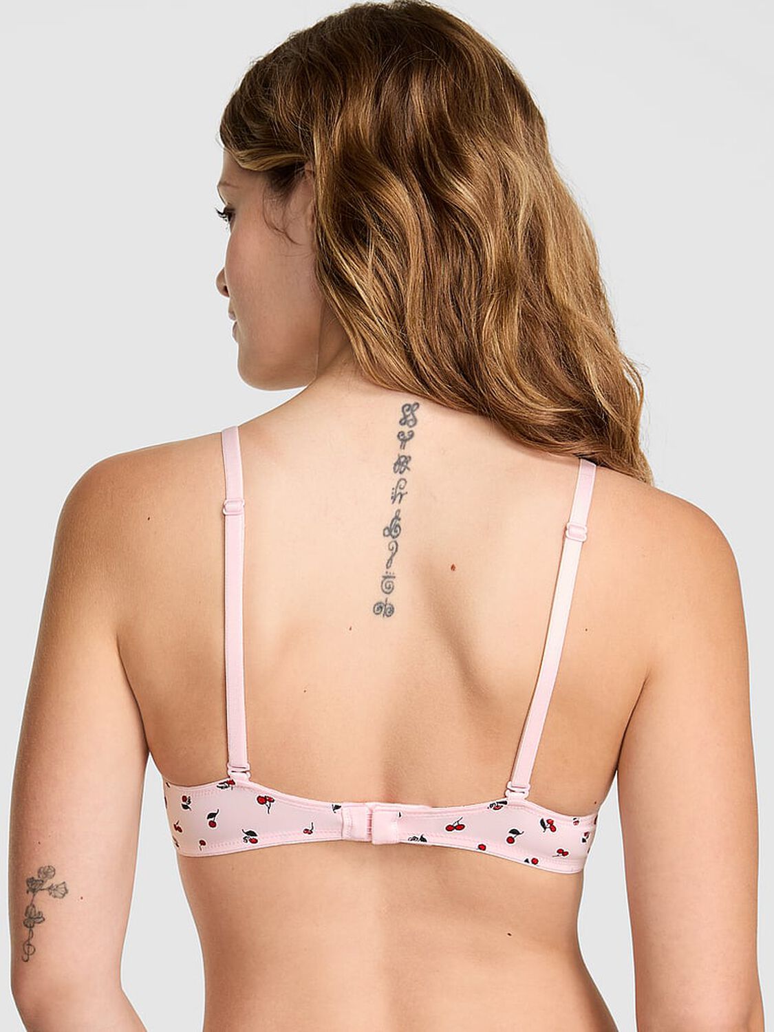 vs Pink Wear Everywhere Wear Everywhere Lightly Lined Full Coverage T-Shirt Bra Pink Tulip Cherry Print 2 of 4 