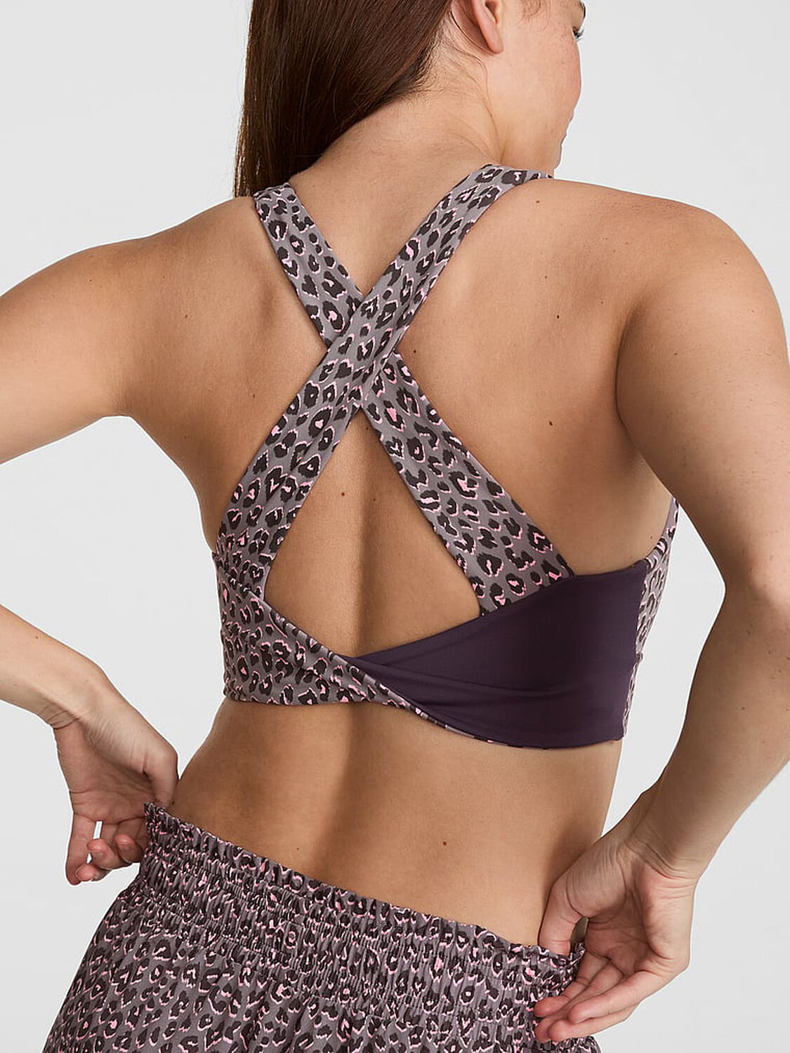 vs Pink PINK Relay&trade; Twist-Back Bra Leopard 2 of 2 