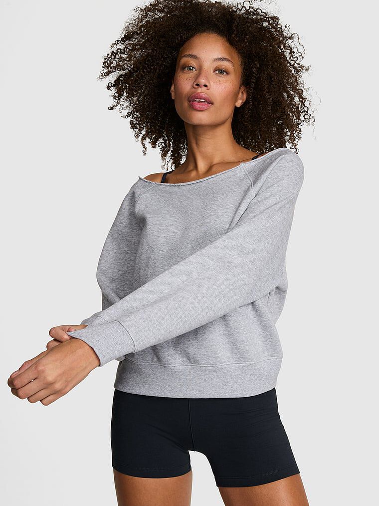 【PINK】Ivy Fleece Off The Shoulder Sweatshirt長袖スウェット Ivy Fleece Off-The-Shoulder Sweatshirt Winter White | Victoria's