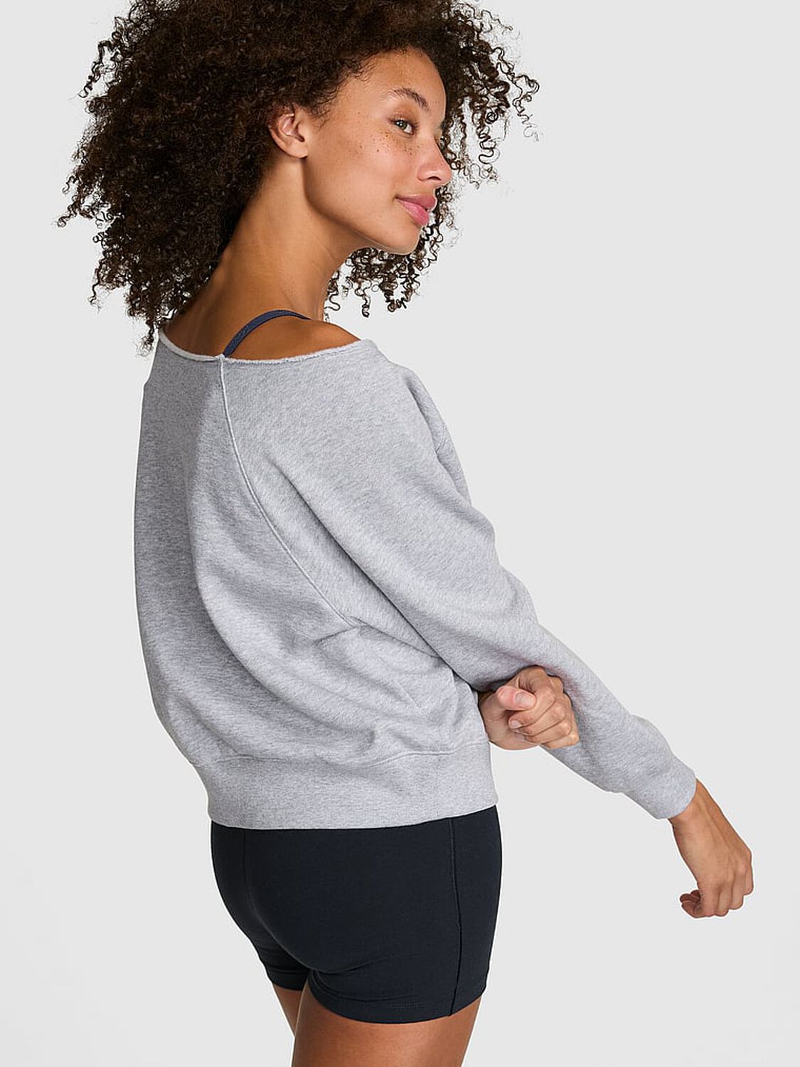 vs Pink Ivy Fleece Off-The-Shoulder Sweatshirt Medium Heather Grey 2 of 3 