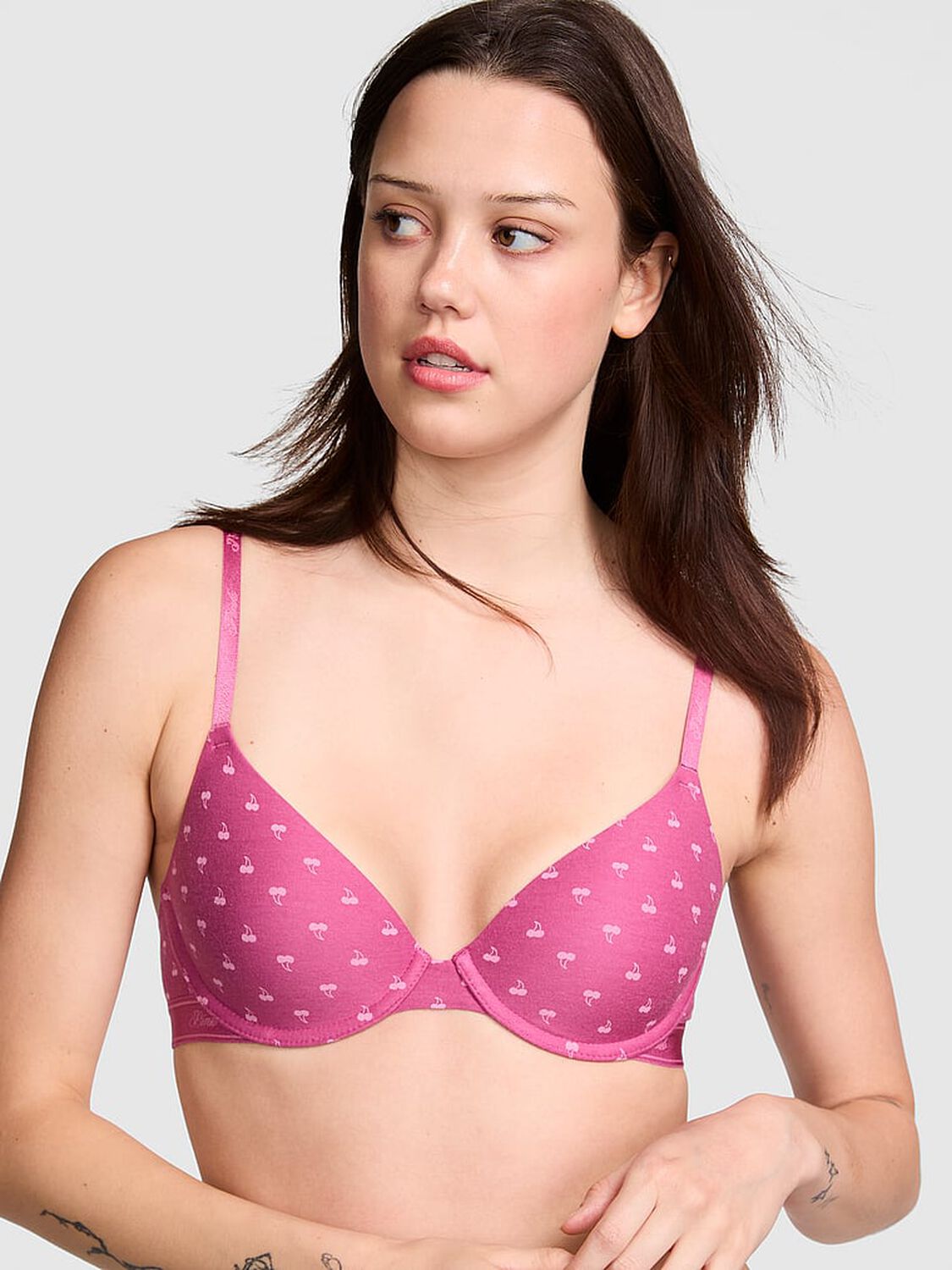 vs Pink Wear Everywhere Wear Everywhere Lightly Lined Full Coverage T-Shirt Bra Midnight Mauve Cherry Print 1 of 3 