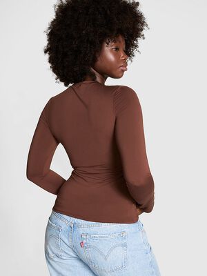 Base Stretch Long-Sleeve Tee