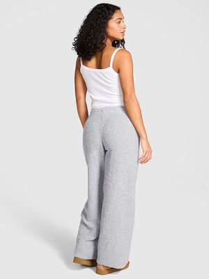 Cozy Boucl&eacute; Sweater Pants