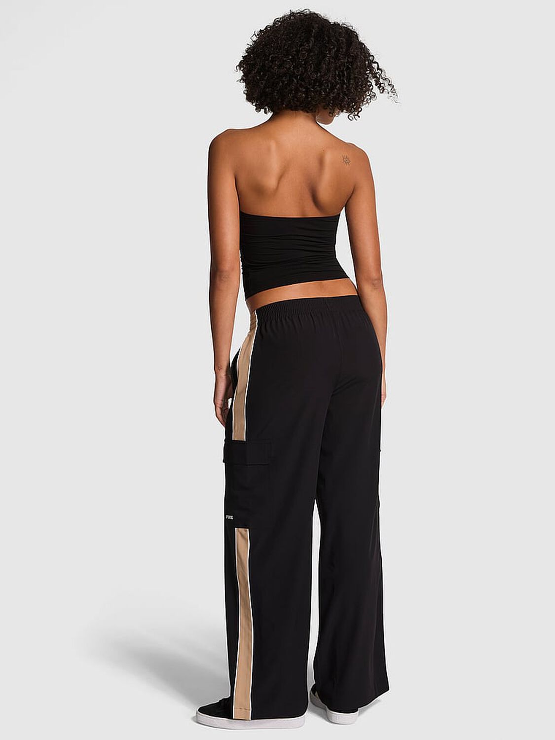vs Pink Tech Woven Wide-Leg Pants Pure Black 1 of 4 