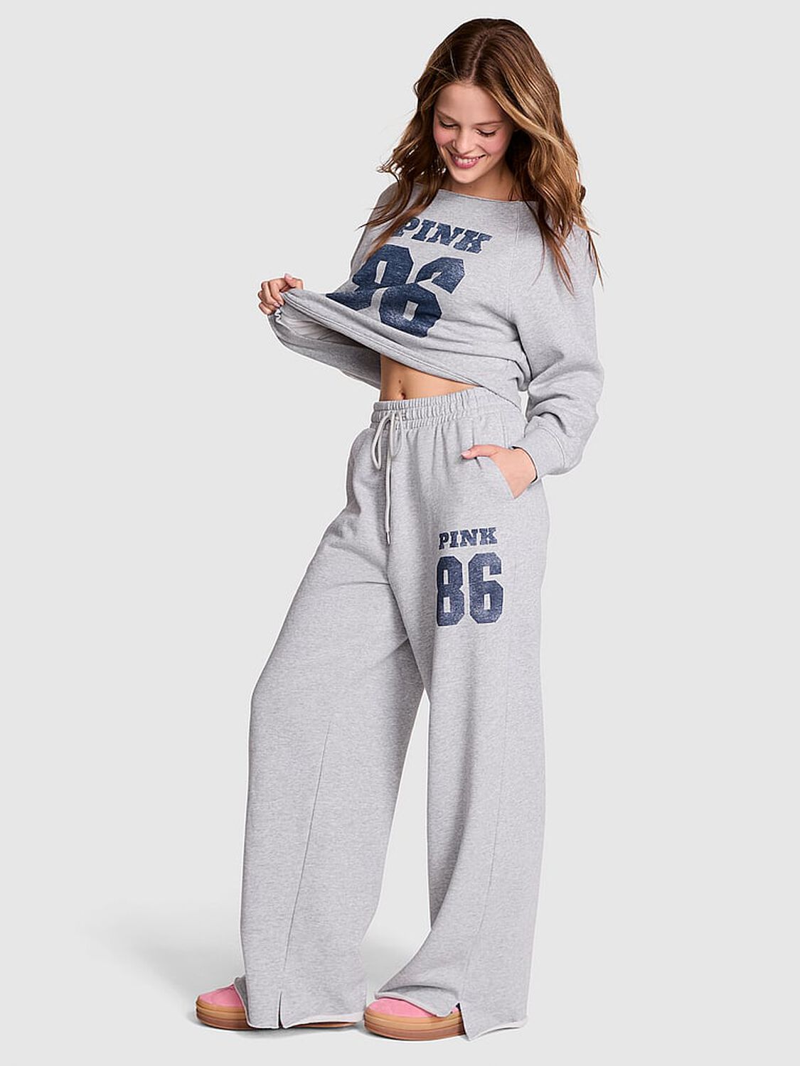 vs Pink Ivy Fleece Wide-Leg Split-Hem Sweatpants Medium Heather Grey 1 of 3 