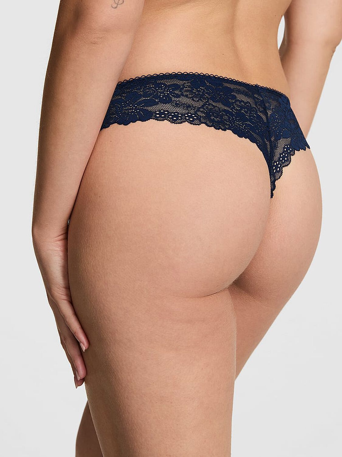 vs Pink No-Show Thong Panty Noir Navy 2 of 3 