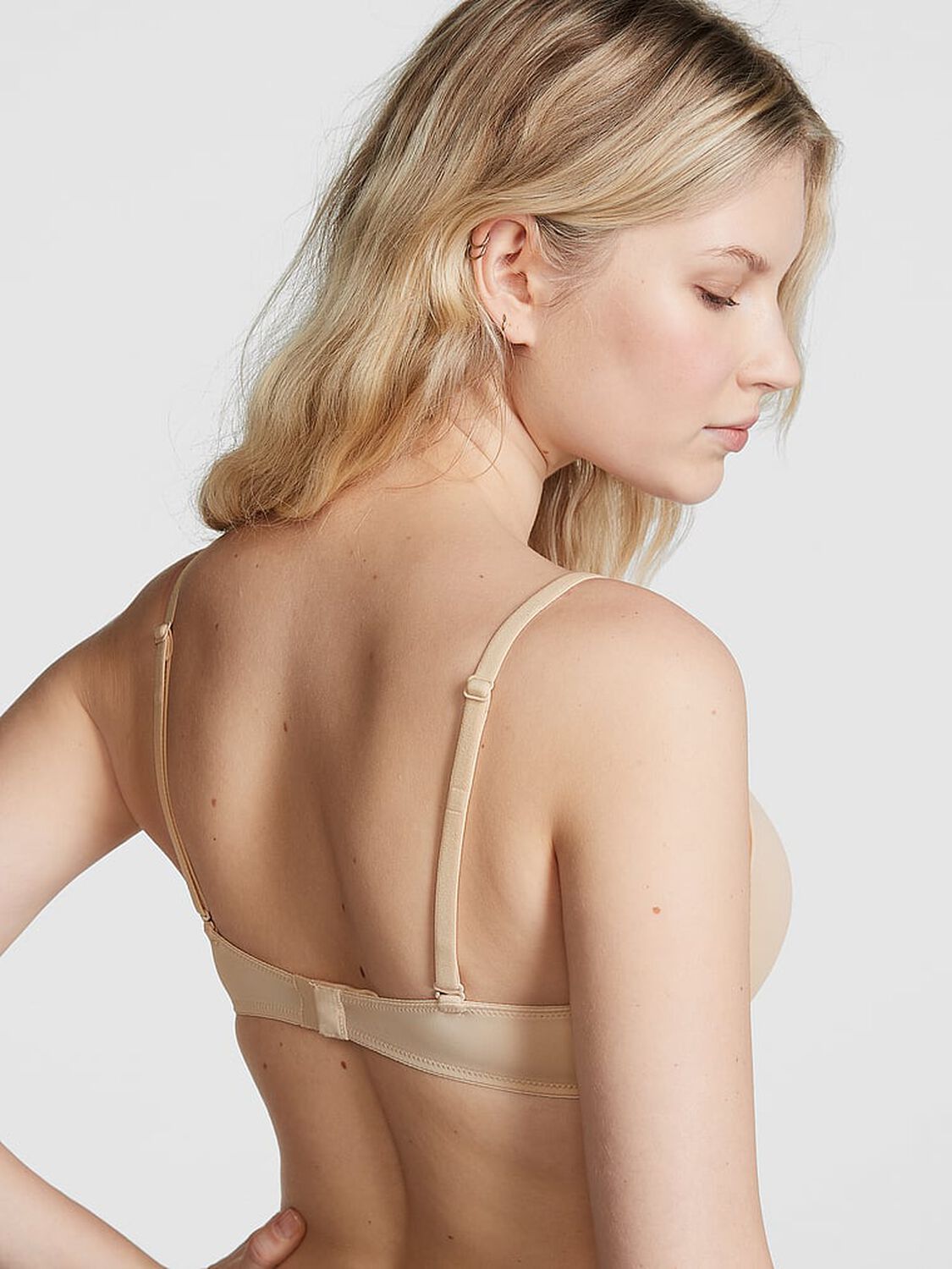 vs Pink Wear Everywhere Wear Everywhere Push-Up Wireless Bra Marzipan 2 of 3 