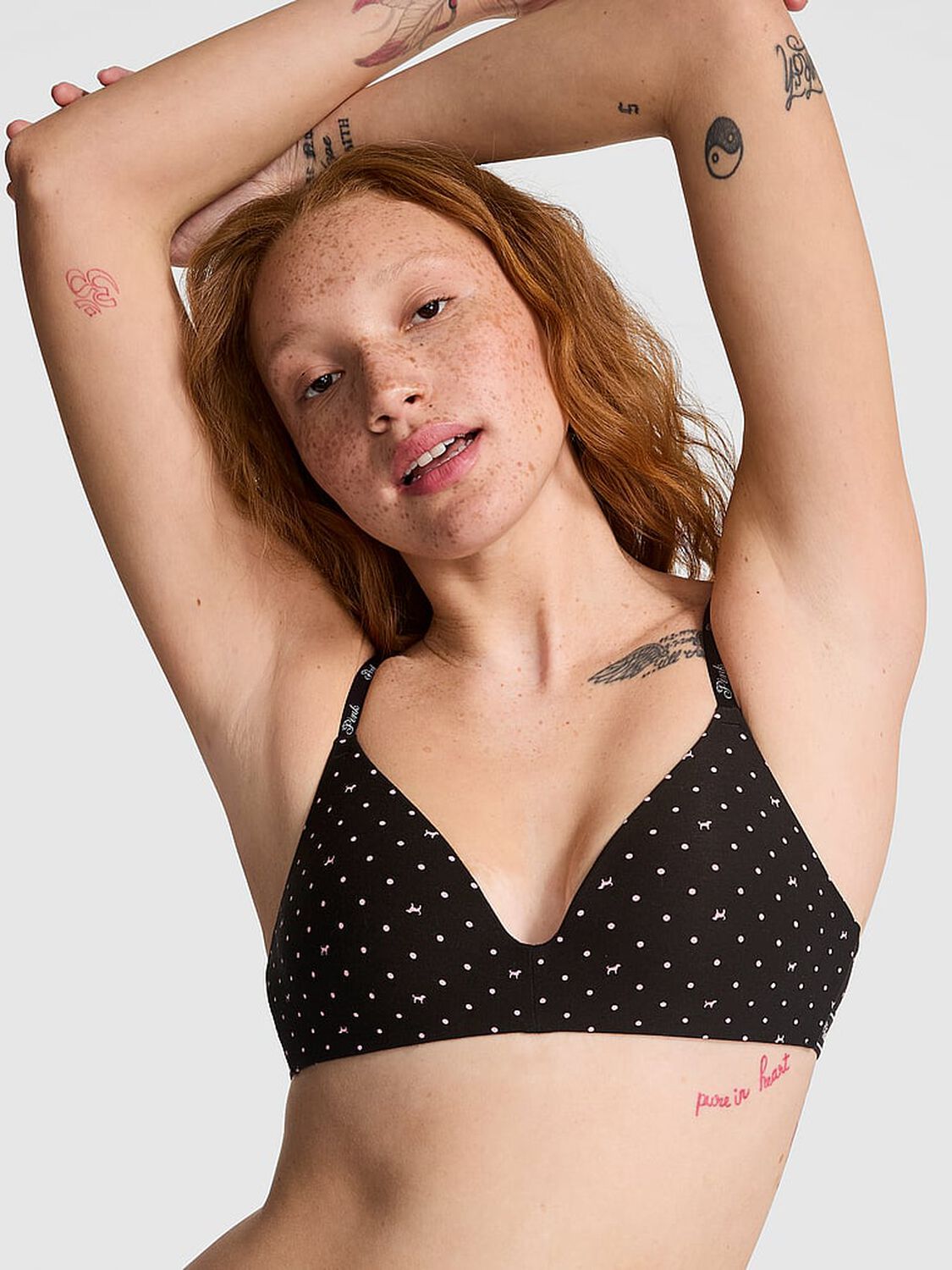 vs Pink Wear Everywhere Wear Everywhere Lightly Lined Wireless Bra 1 of 4 