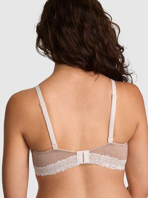 Wear Everywhere&trade; Push-Up Bra