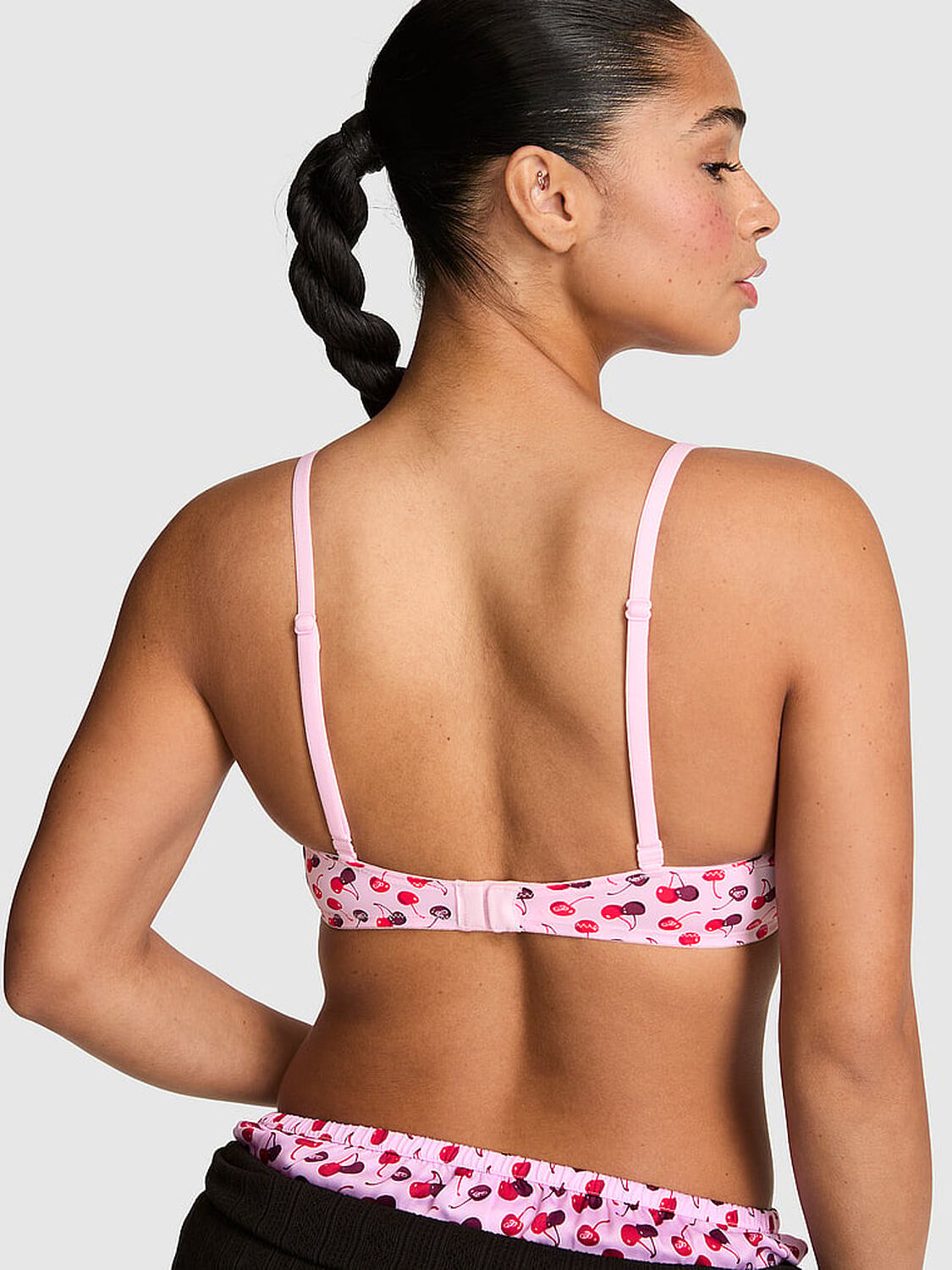 vs Pink Wear Everywhere&trade; Lightly Lined Full Coverage T-Shirt Bra Pink Tulip Cherry Print 2 of 3 