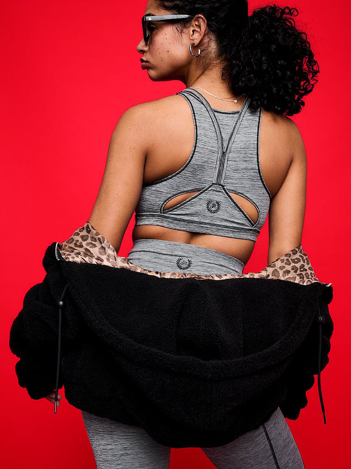 vs Pink Relay Cut-Out Leggings Pure Black Marl 4 of 4 