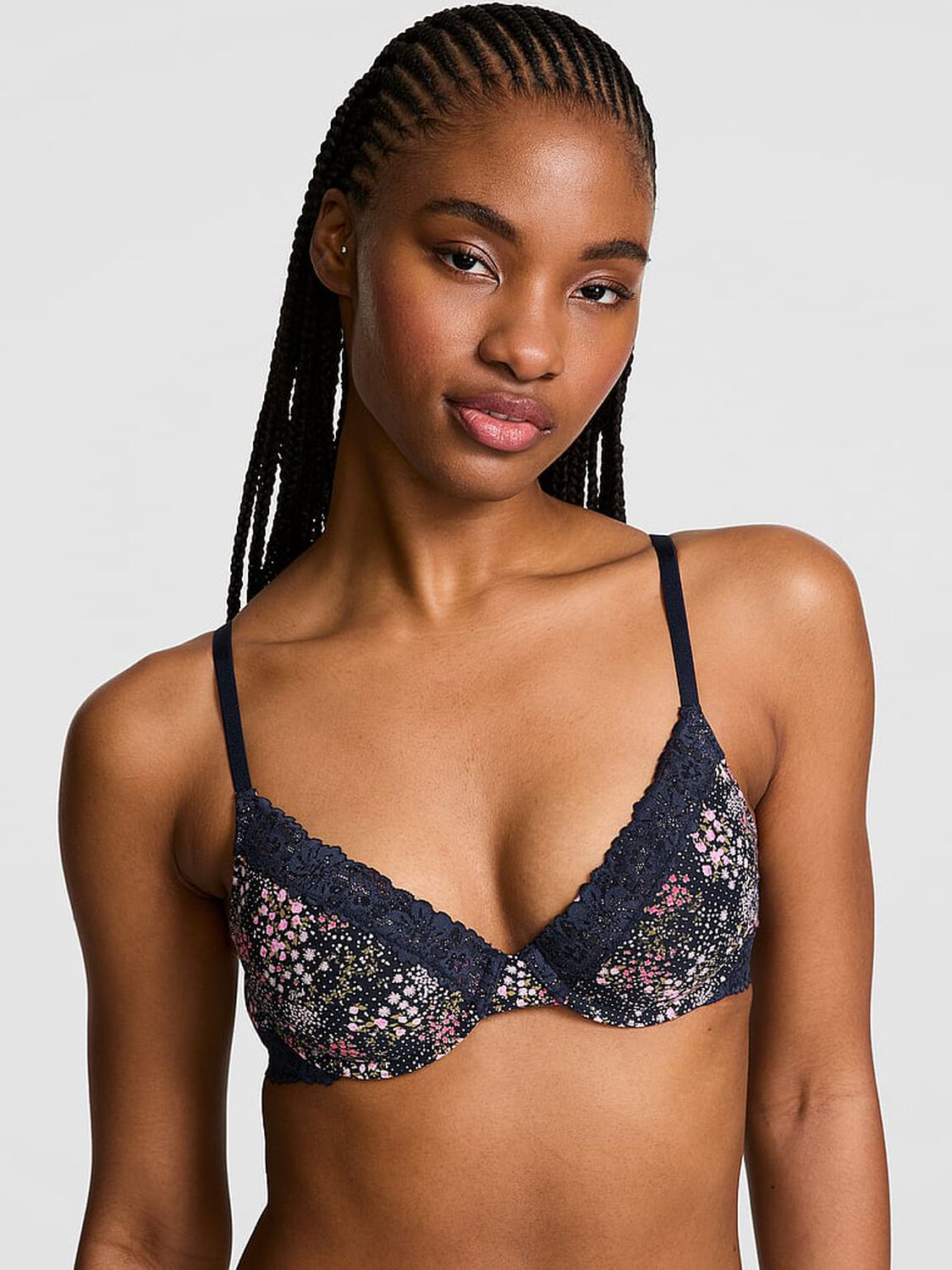 vs Pink Wear Everywhere Wear Everywhere&trade; Lightly Lined Full Coverage T-Shirt Bra Noir Navy Floral 1 of 4 