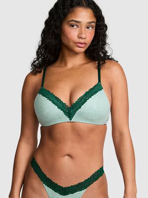 Wear Everywhere&trade; Lightly Lined Wireless Bra