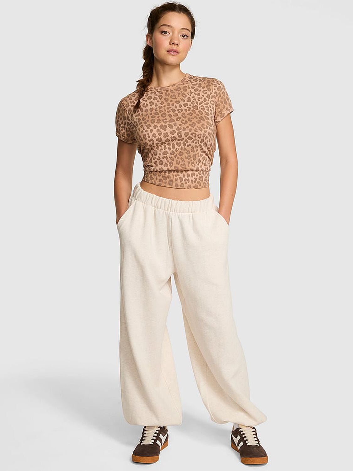 vs Pink Ivy Fleece Oversized Sweatpants Vs Natural Heather 1 of 4 