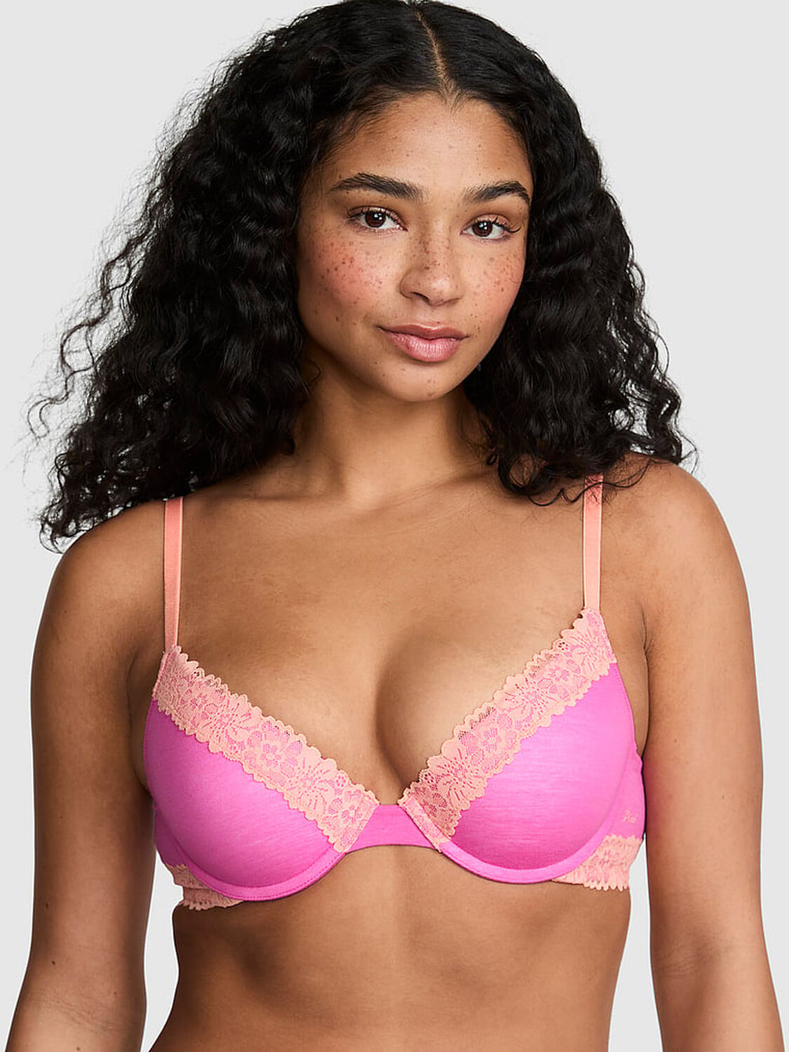 vs Pink Wear Everywhere Wear Everywhere&trade; Push-Up Bra Sizzling Strawberry 1 of 2 