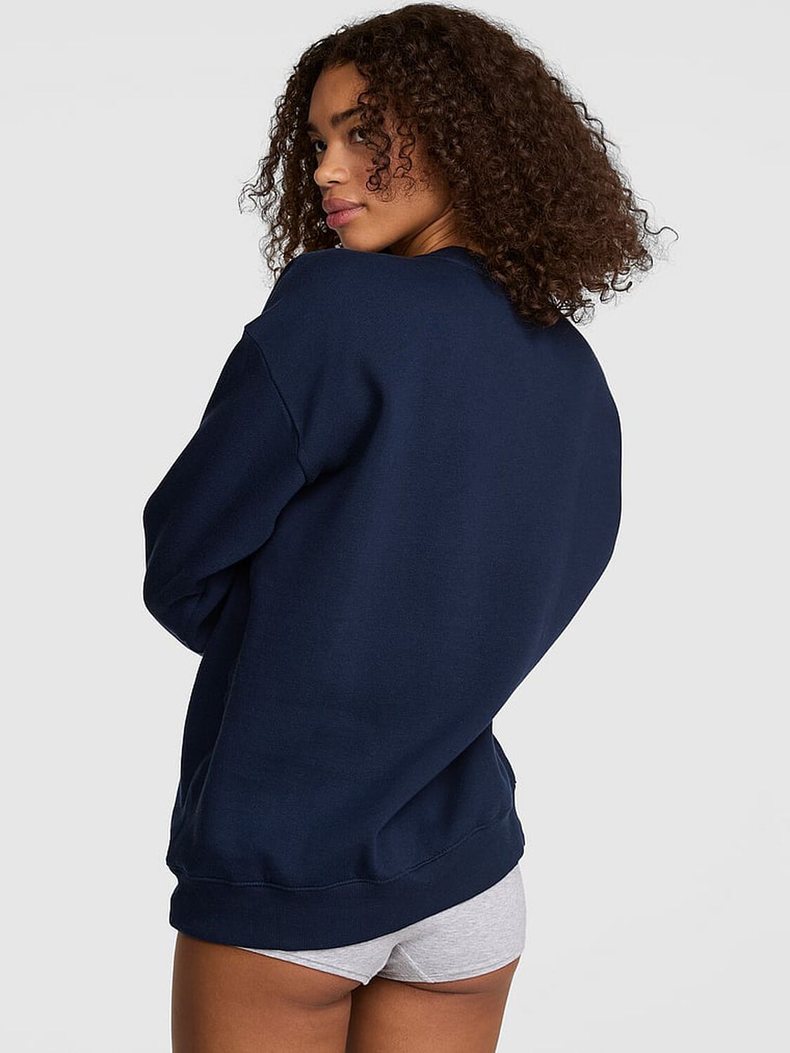 vs Pink Campus Fleece&trade; Oversized Crew Sweatshirt Noir Navy 2 of 3 