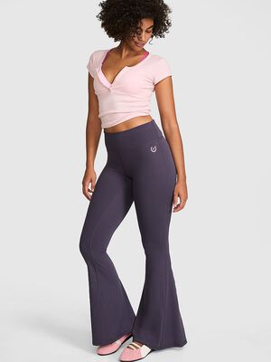 PINK Relay&trade; Twist-Band Super Flare Leggings