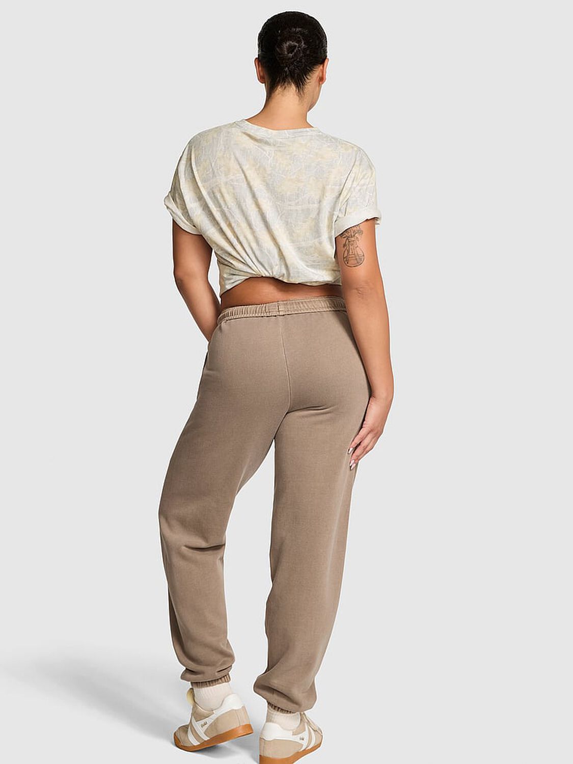 vs Pink Ivy Fleece Campus Sweatpants Iced Coffee 2 of 2 