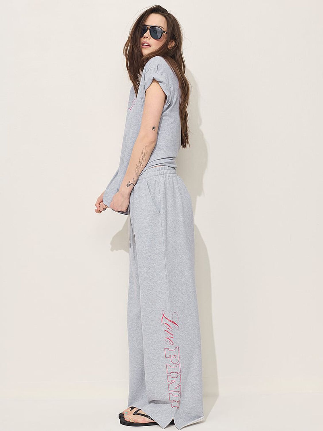 vs Pink Campus Fleece&trade; Wide-Leg Split-Hem Sweatpants Medium Heather Grey 4 of 4 