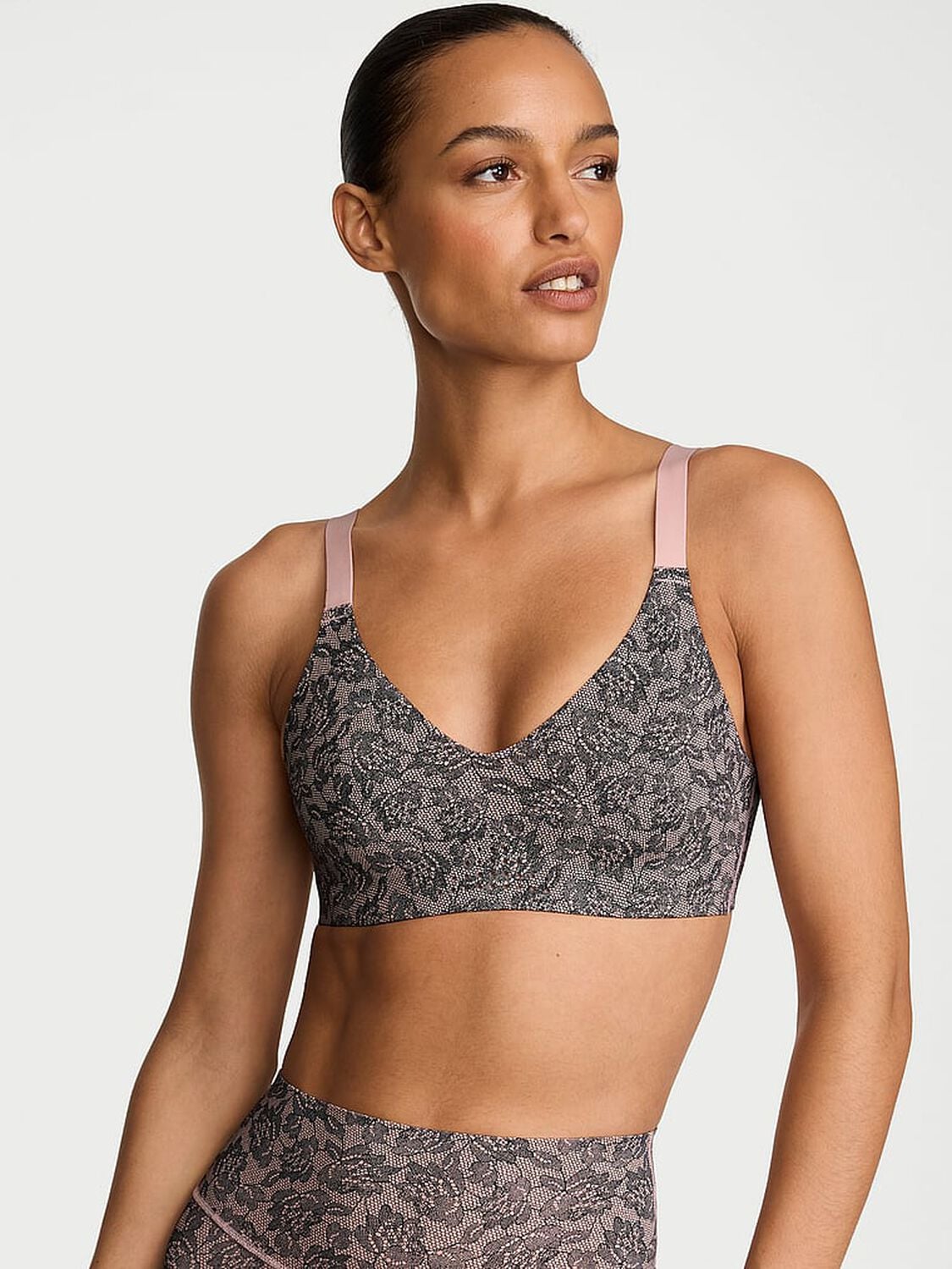 vs Vsx VSX Featherweight&trade; Medium V-Neck Sports Bra Lace Print 1 of 3 
