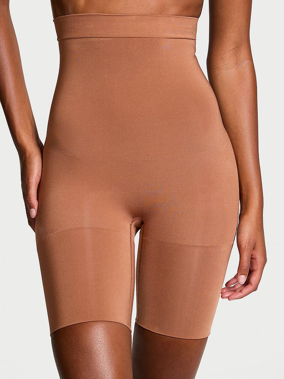 vs Victoria's Secret SeamlessShaping� Mid-Thigh Shorts Caramel 1 of 3 