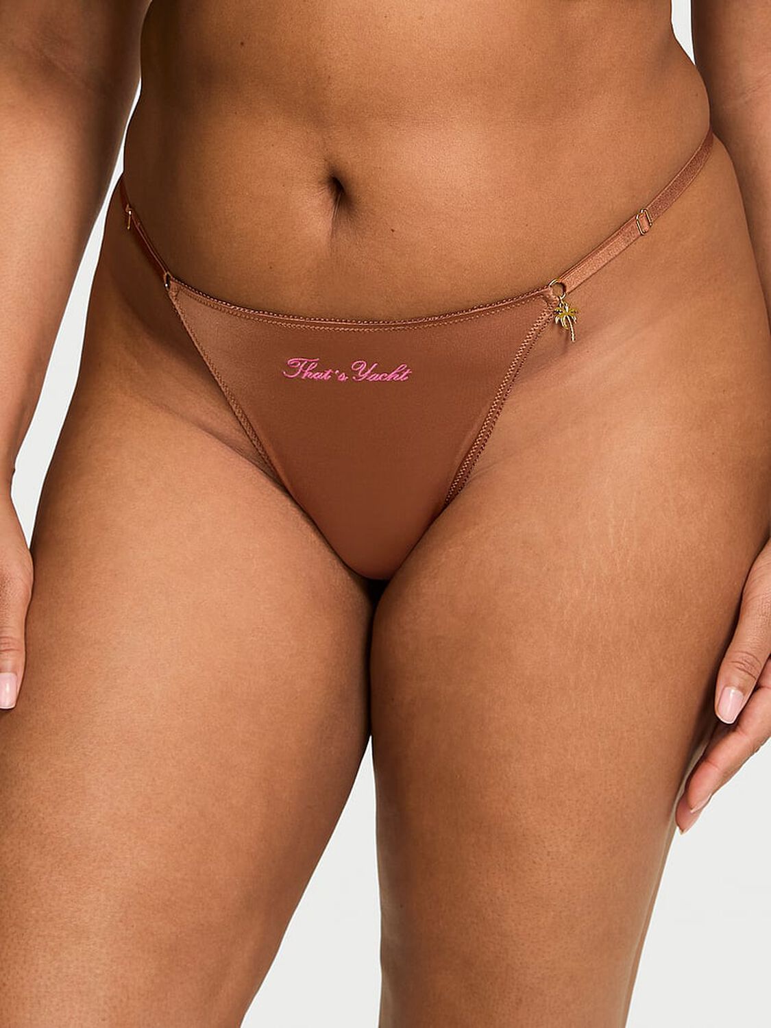 vs Very Sexy Smooth Charm V-String Panty Caramel 1 of 2 