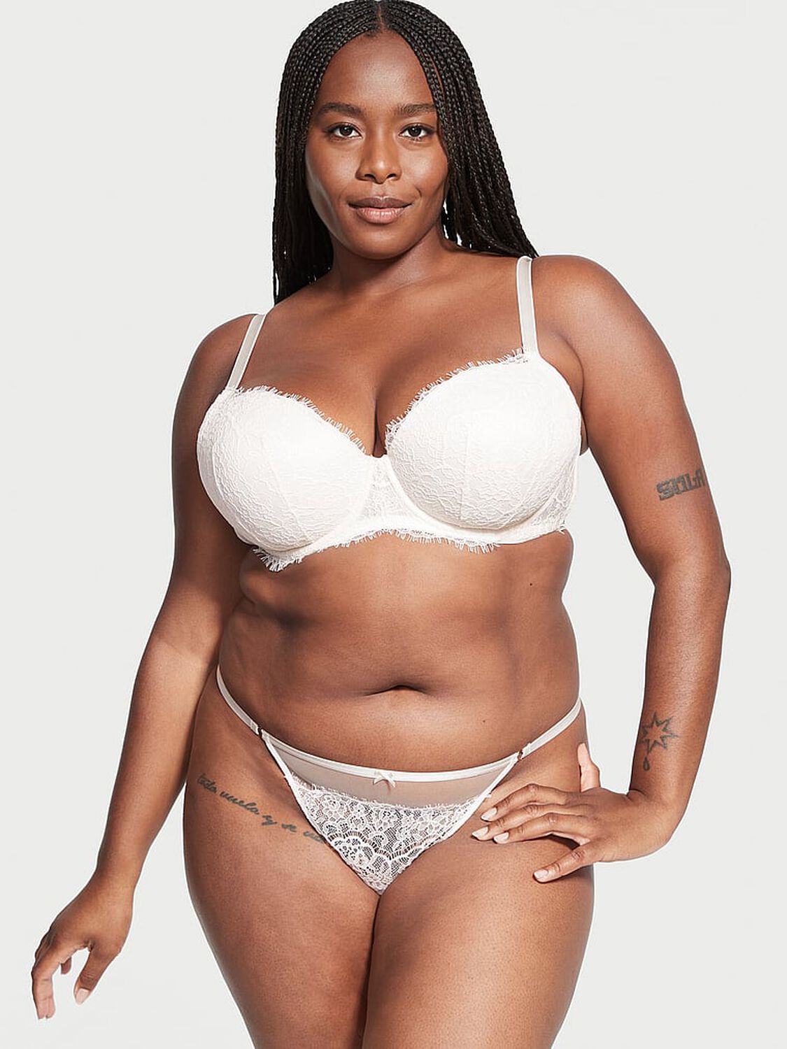 vs Dream Angels Lightly Lined Lace Demi Bra 1 of 3 